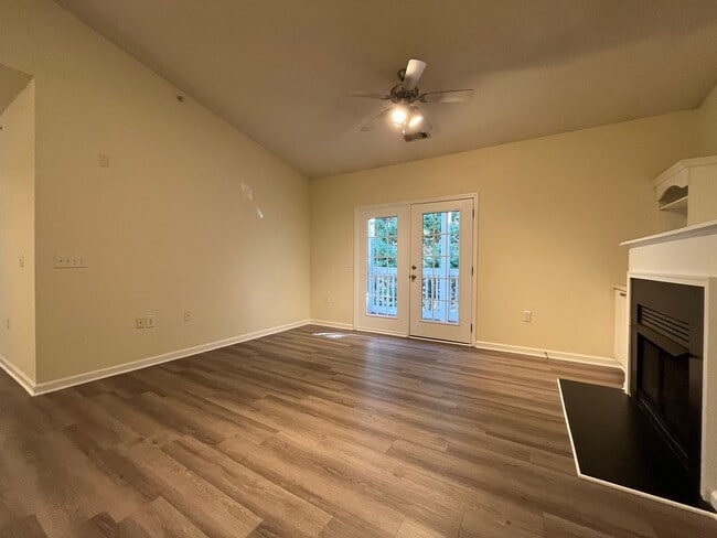 334 McKenna Cir in Greenville, SC - Building Photo - Building Photo