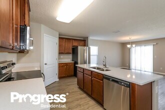 3426 Canyon Falls Dr in Green Cove Springs, FL - Building Photo - Building Photo