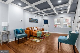 6731 N Woodstock St in Philadelphia, PA - Building Photo - Building Photo
