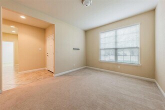 1920 Mary Ella Dr in Leander, TX - Building Photo - Building Photo