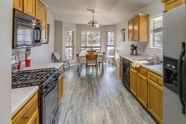 8836 Francia Trail in Austin, TX - Building Photo - Building Photo