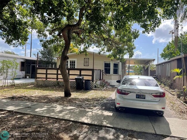 5020 SW 30th Ave in Fort Lauderdale, FL - Building Photo - Building Photo