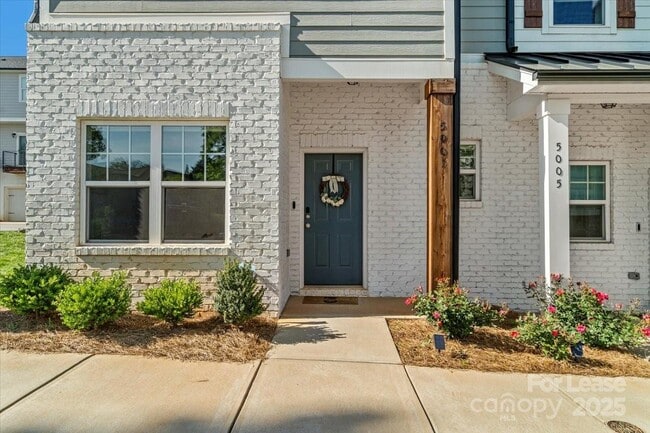 5001 Belmont Xing Dr in Belmont, NC - Building Photo - Building Photo