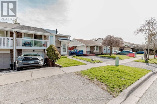 74 Greene Dr in Brampton, ON - Building Photo - Building Photo