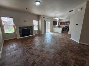 2063 Velliquette Ln in Colorado Springs, CO - Foto de edificio - Building Photo