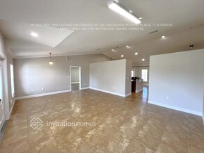 4585 SW Fireside Cir in Port St. Lucie, FL - Building Photo - Building Photo