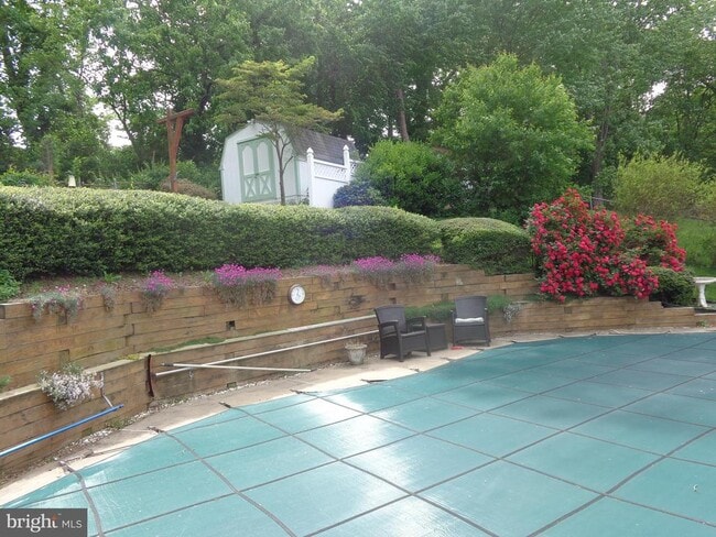 property at 7011 Hadlow Dr
