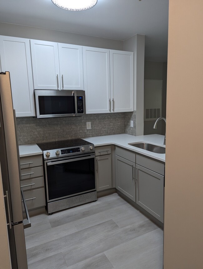 1913 Basildon Rd, Unit 1913 in Mount Pleasant, SC - Building Photo - Building Photo