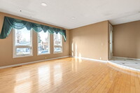 4704 Rundlewood Dr NE in Calgary, AB - Building Photo - Building Photo