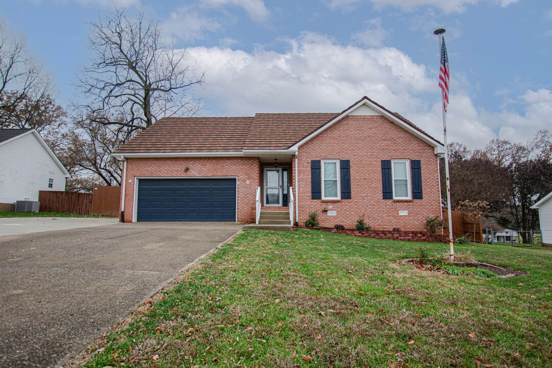 1450 Amy Ave in Clarksville, TN - Building Photo