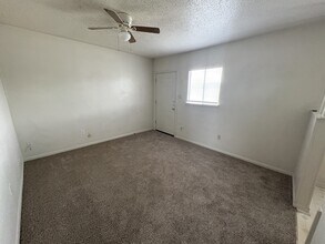 602 Sunset Ln, Unit C in Copperas Cove, TX - Building Photo - Building Photo