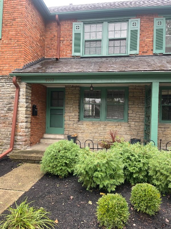 6637 Murray Rd in Cincinnati, OH - Building Photo - Building Photo