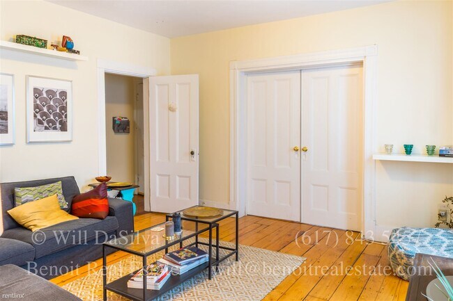14 Stickney Ave-Unit -Apt 2 in Somerville, MA - Building Photo - Building Photo