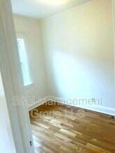 1065 W Dakin St in Chicago, IL - Building Photo - Building Photo