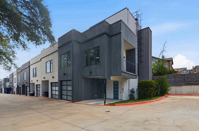 2804 S 1st St in Austin, TX - Building Photo - Building Photo