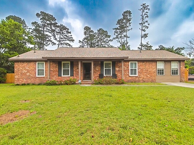 property at 620 Clinton Way W