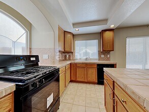 10805 Osage Winter St in Henderson, NV - Building Photo - Building Photo