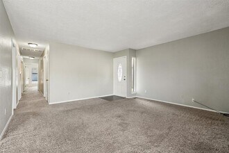 3703 Southwind Ave in Oklahoma City, OK - Building Photo - Building Photo