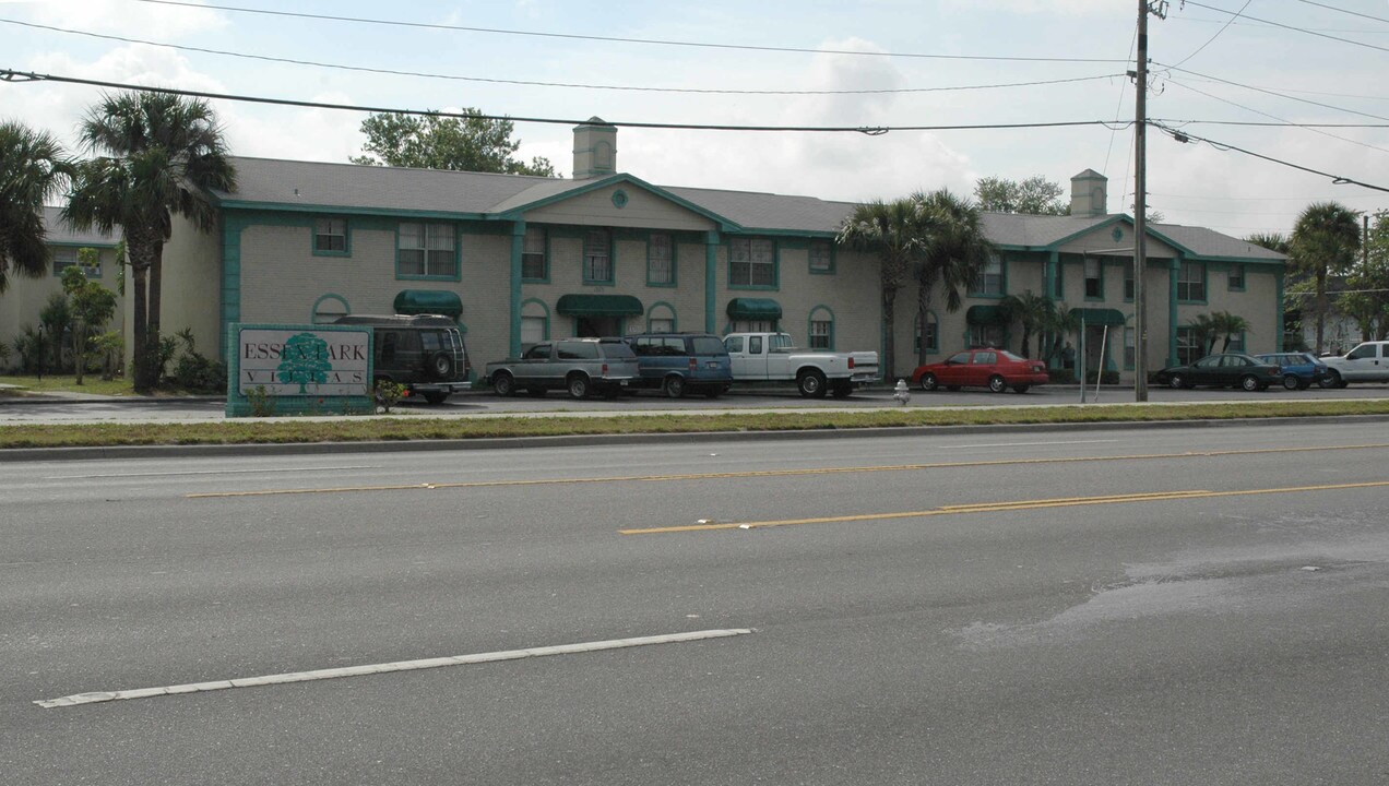1715 Michigan Ave in Kissimmee, FL - Foto de edificio