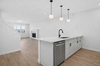 10320-10147 147 St NW in Edmonton, AB - Building Photo - Building Photo