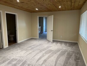 54141 Pine Crest Ave in Idyllwild, CA - Building Photo - Building Photo