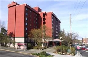 Chuckanut Square in Bellingham, WA - Foto de edificio