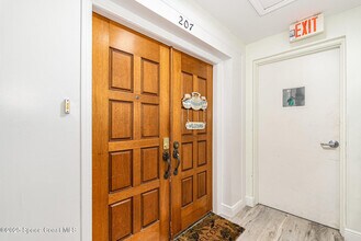 333 N Atlantic Ave in Cocoa Beach, FL - Building Photo - Building Photo