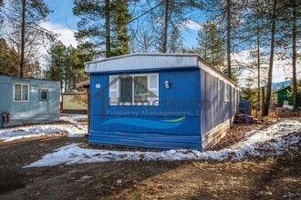 468800 US-95 in Sagle, ID - Building Photo - Building Photo