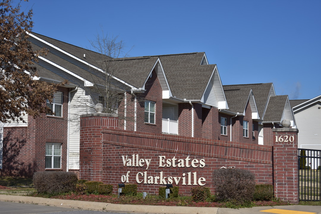 Valley Estates of Clarksville I & II in Clarksville, AR - Foto de edificio