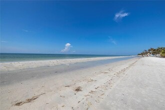 116 145th Ave in Madeira Beach, FL - Building Photo - Building Photo