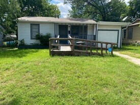 3758 Donalee St in Fort Worth, TX - Building Photo