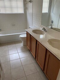 1711 Dogwood Brook Trail photo'