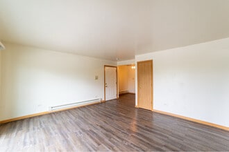 6605 Oak Forest Ave in Tinley Park, IL - Building Photo - Building Photo