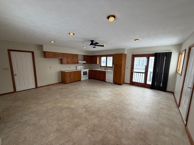 8421 Spencer Rd in Homerville, OH - Foto de edificio - Building Photo