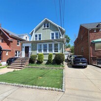 704 79th St in North Bergen, NJ - Building Photo