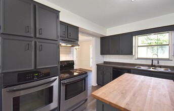 13511 County Rd 1141 in Tyler, TX - Building Photo - Building Photo