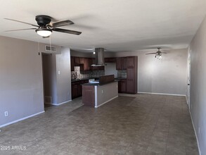 14018 N 47th Ave in Glendale, AZ - Building Photo - Building Photo