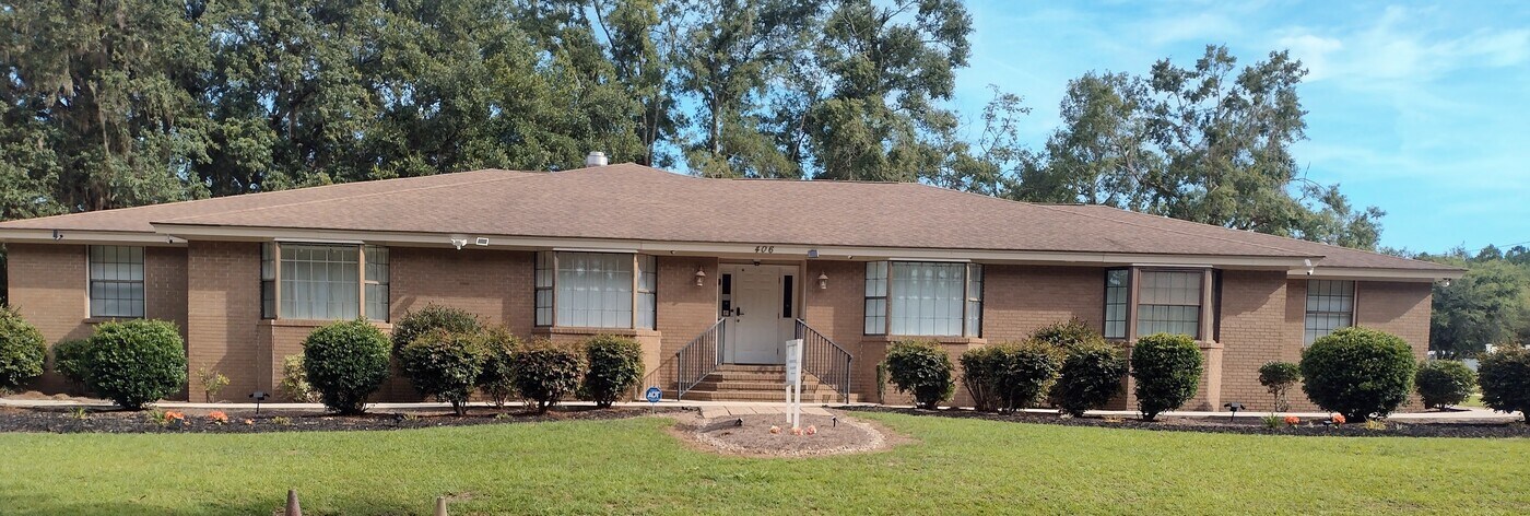 406 Cal Causeway Rd in Tillman, SC - Building Photo