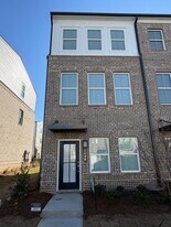 1430 Creekside Cir NW in Atlanta, GA - Building Photo