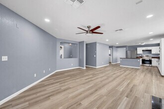 1125 E Milada Dr in Phoenix, AZ - Building Photo - Building Photo