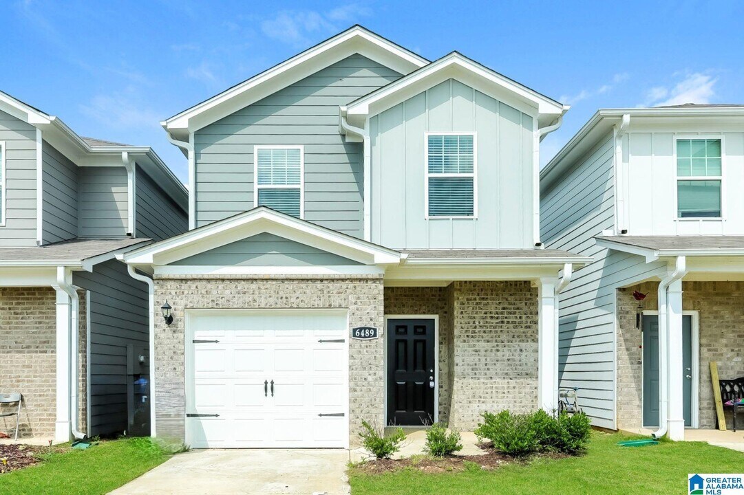 6489 Rainbow Row in Pell City, AL - Building Photo