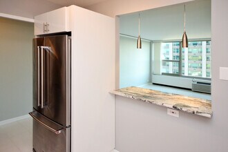 3600 N Lake Shore Dr in Chicago, IL - Building Photo - Building Photo