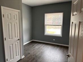 333 Raymond St in Elgin, IL - Building Photo - Building Photo