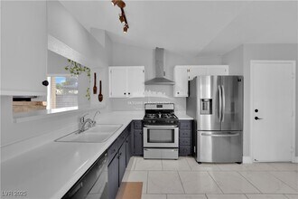 5037 Sock Hop Way in North Las Vegas, NV - Building Photo - Building Photo