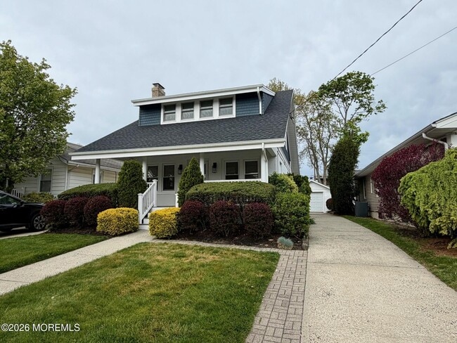 property at 604 Evergreen Ave