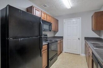 7203 Fairington Ridge Cir in Stonecrest, GA - Building Photo - Building Photo