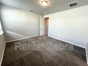 4895 Durant Way in Merced, CA - Building Photo - Building Photo