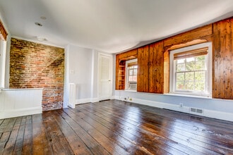 1614 Lancaster St, Unit 1 in Baltimore, MD - Building Photo - Building Photo