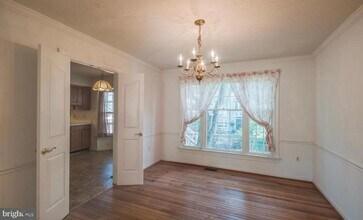 14342 Brookmere Dr in Centreville, VA - Building Photo - Building Photo