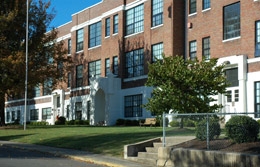 Thomas Jefferson in Bristol, VA - Foto de edificio - Building Photo